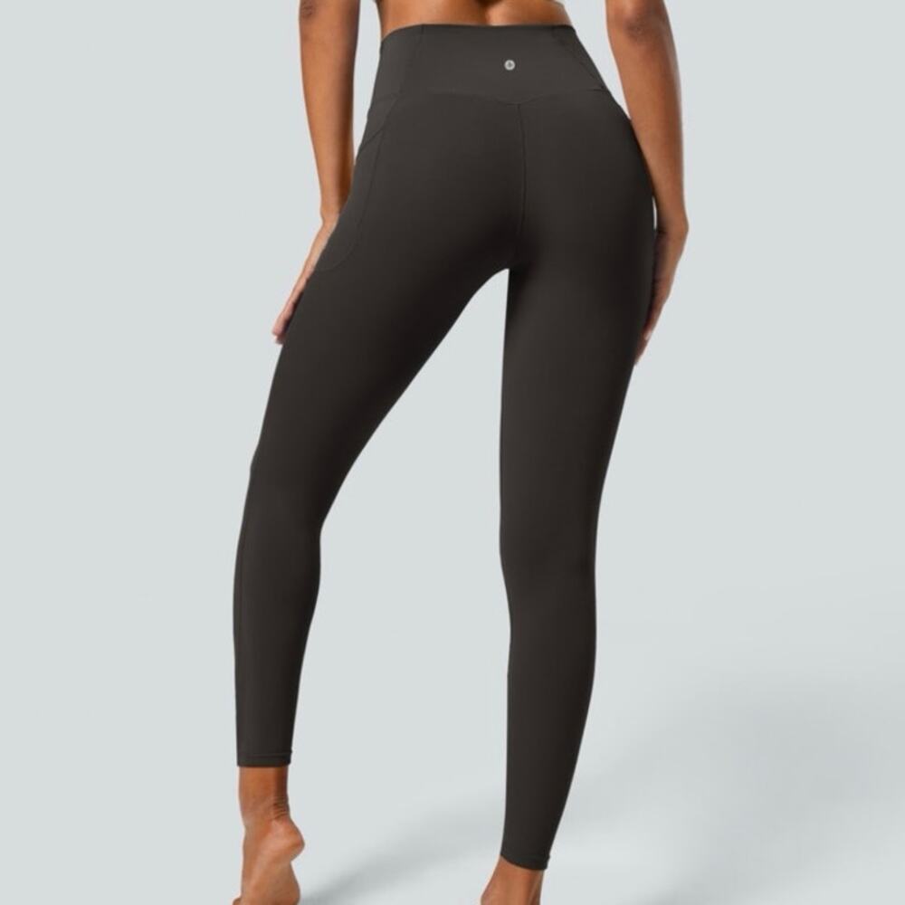 Halara Softlyzero Crossover Pocket Plain Leggings-UPF50+ Black - Sz M